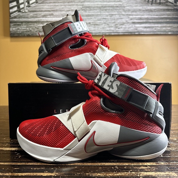 Men's 9 Nike Air Lebron Soldier IX University Red (Ohio Buckeyes) 749490-601