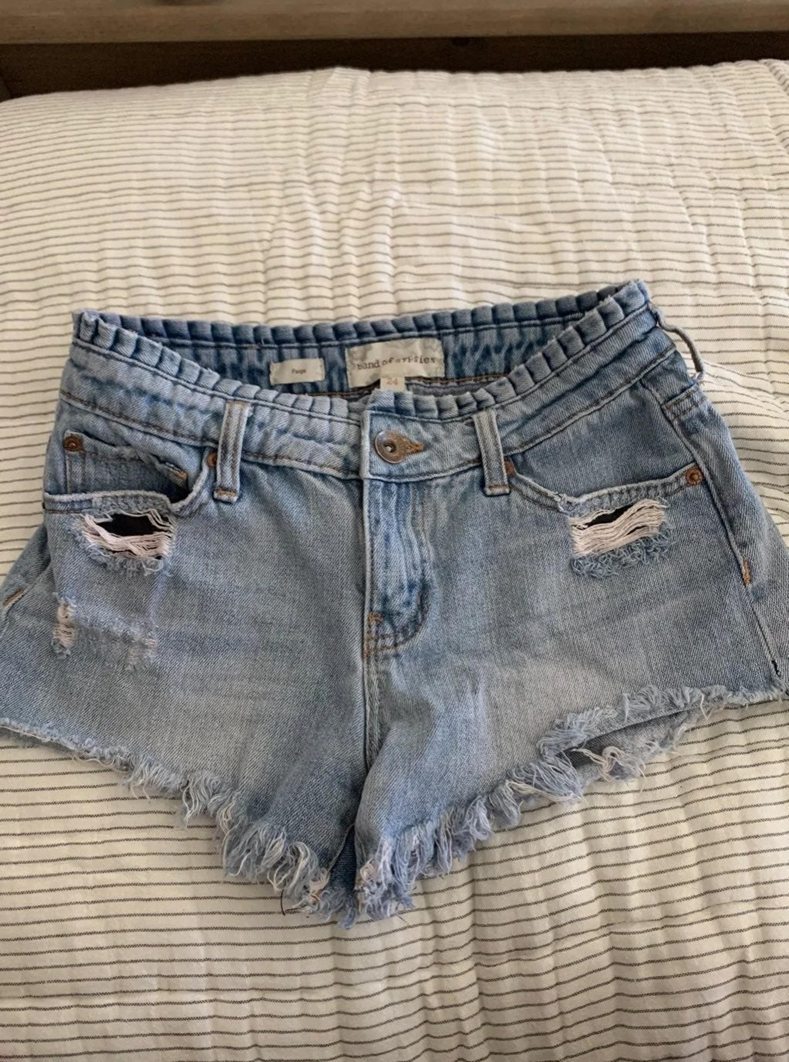 band of gypsies distressed jean shorts