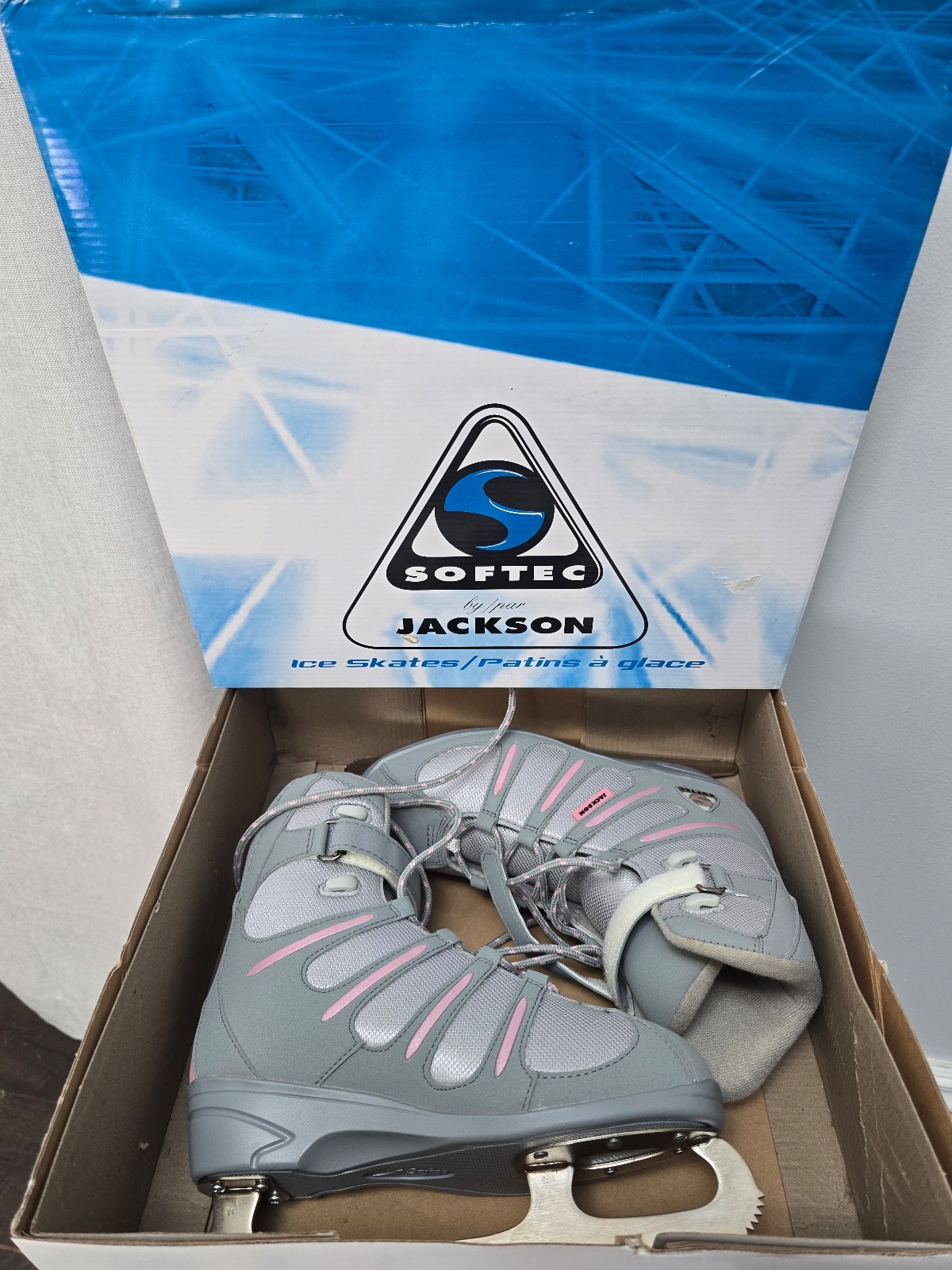 Jackson Softec Classic Ladies Iceskates Pink And Gray Size 8