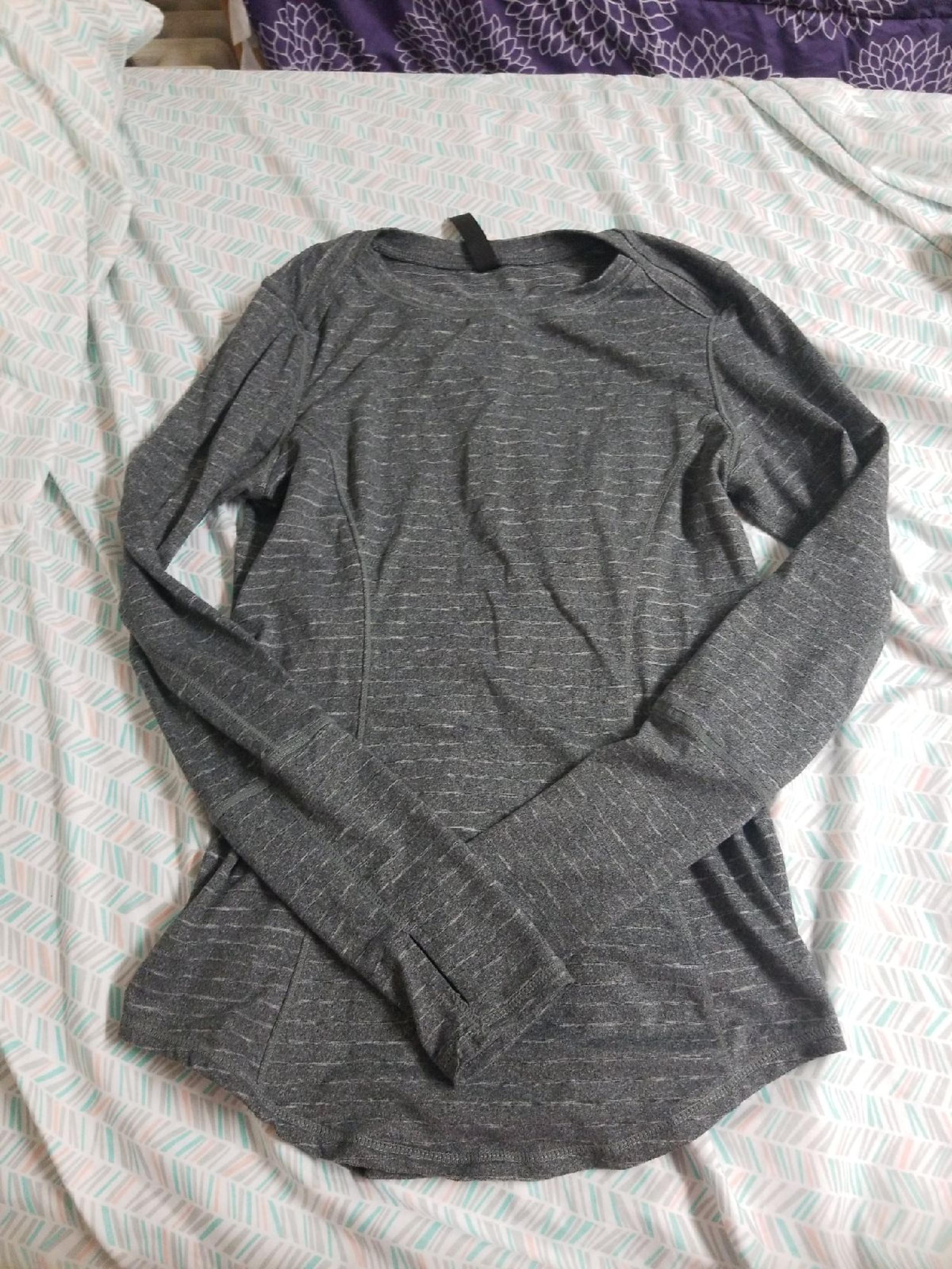 CLEARANCE Activewear long sleeve