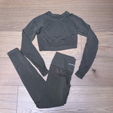 Alphalete set