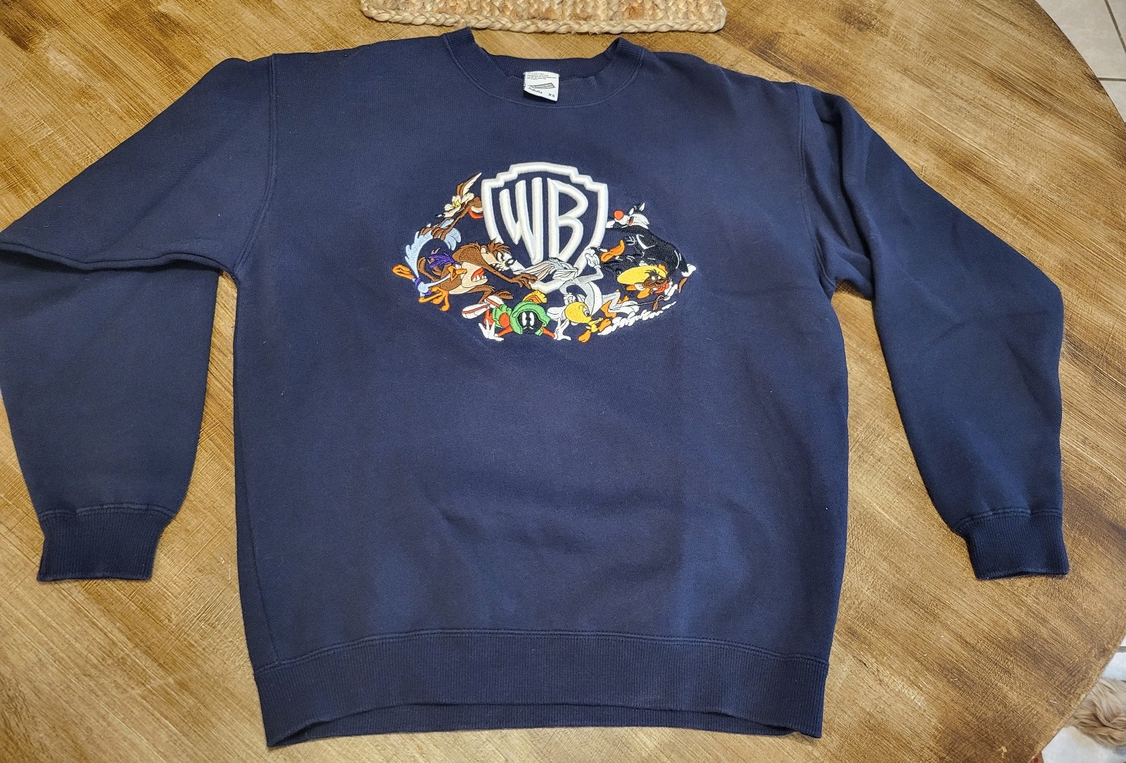 1998 Warner Bros Looney Tunes Logo Embroidered Sweatshirt