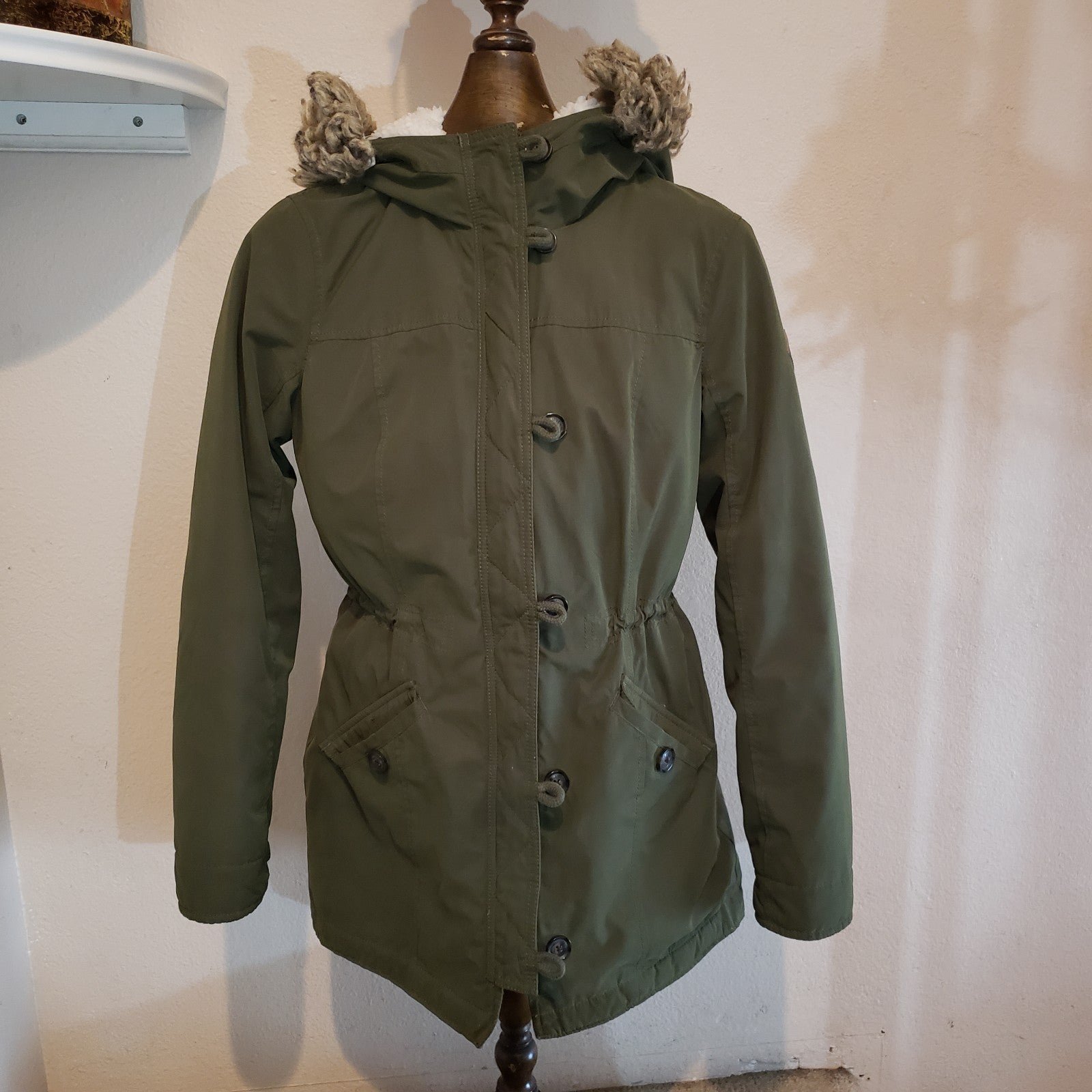 hollister jacket