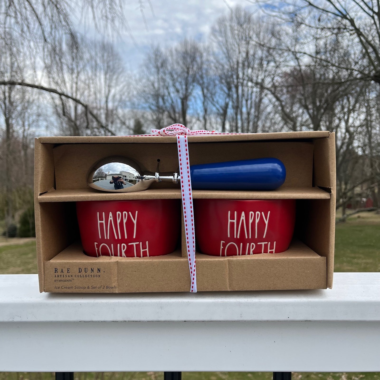 RAE DUNN HAPPY FOURTH Ice Cream Scoop & Set of 2 Bowls