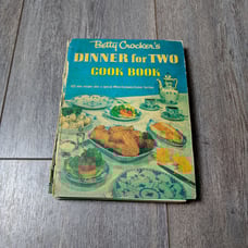Vintage 1958 Betty Crocker's cookbook