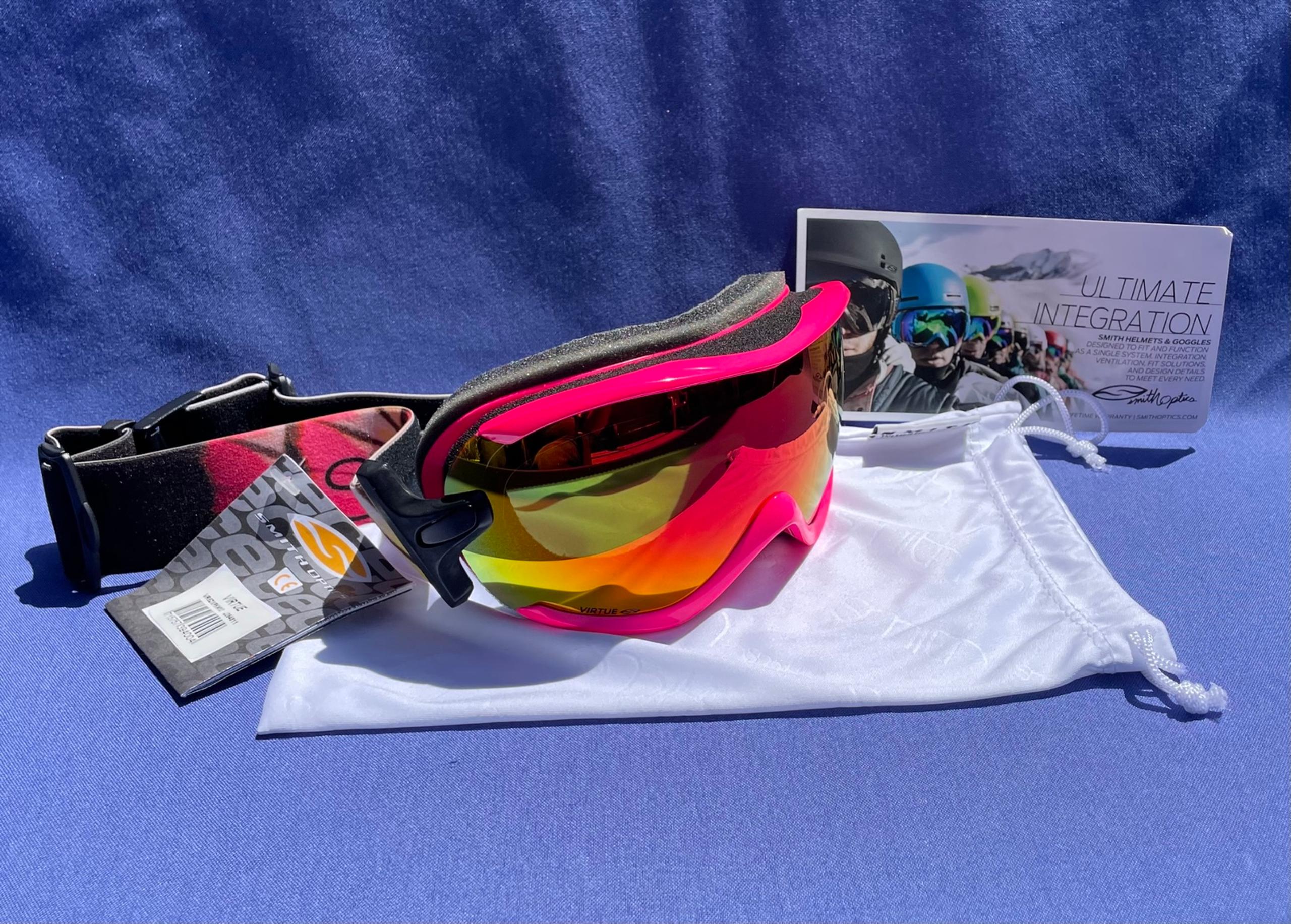Womens Smith Optics Ski/Snowboard Goggles Shockin Pink Migration Red Sensor Lens
