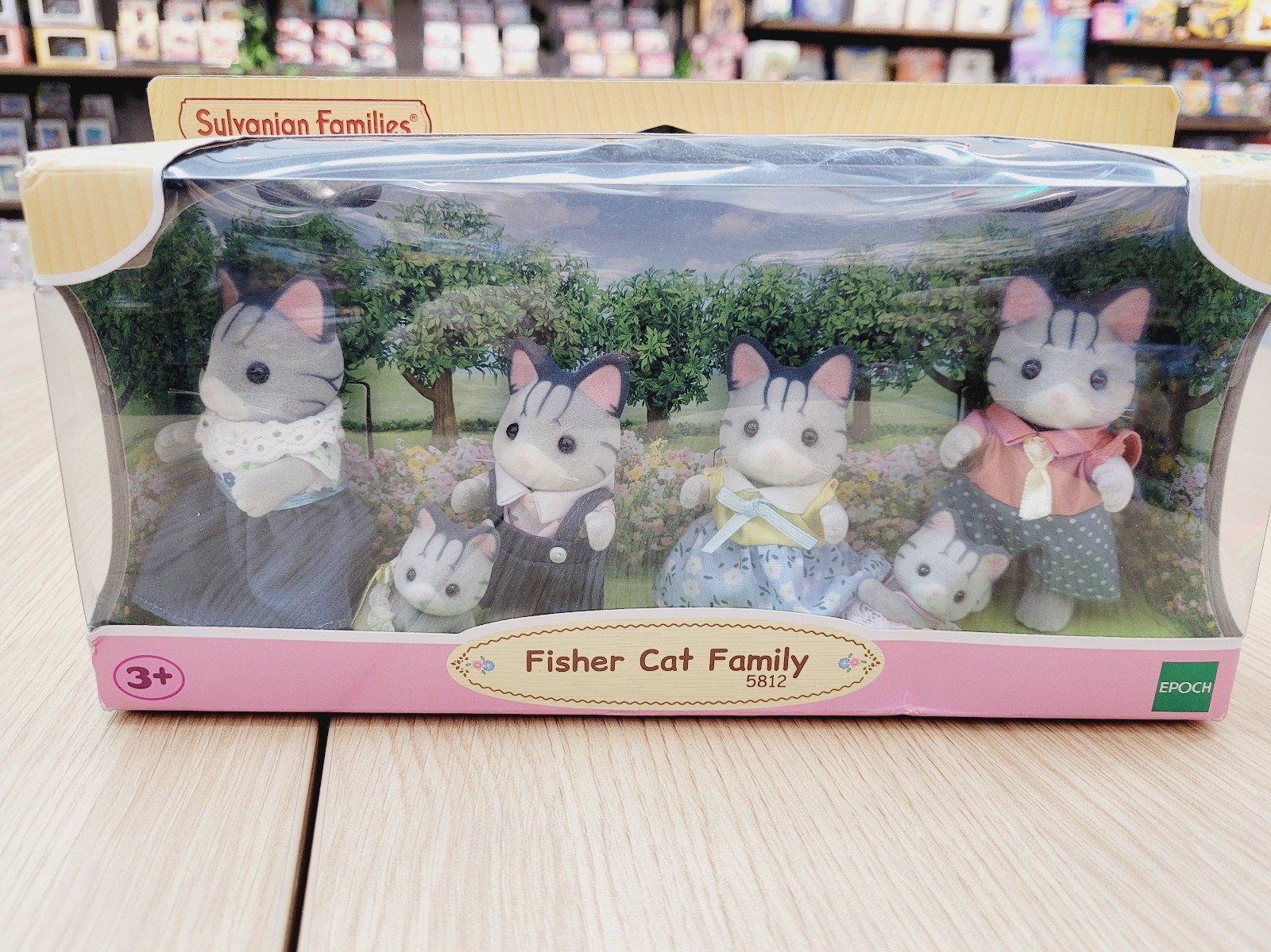 Epoch Sylvanian Families Calico Critters Fisher Cat Family 5812