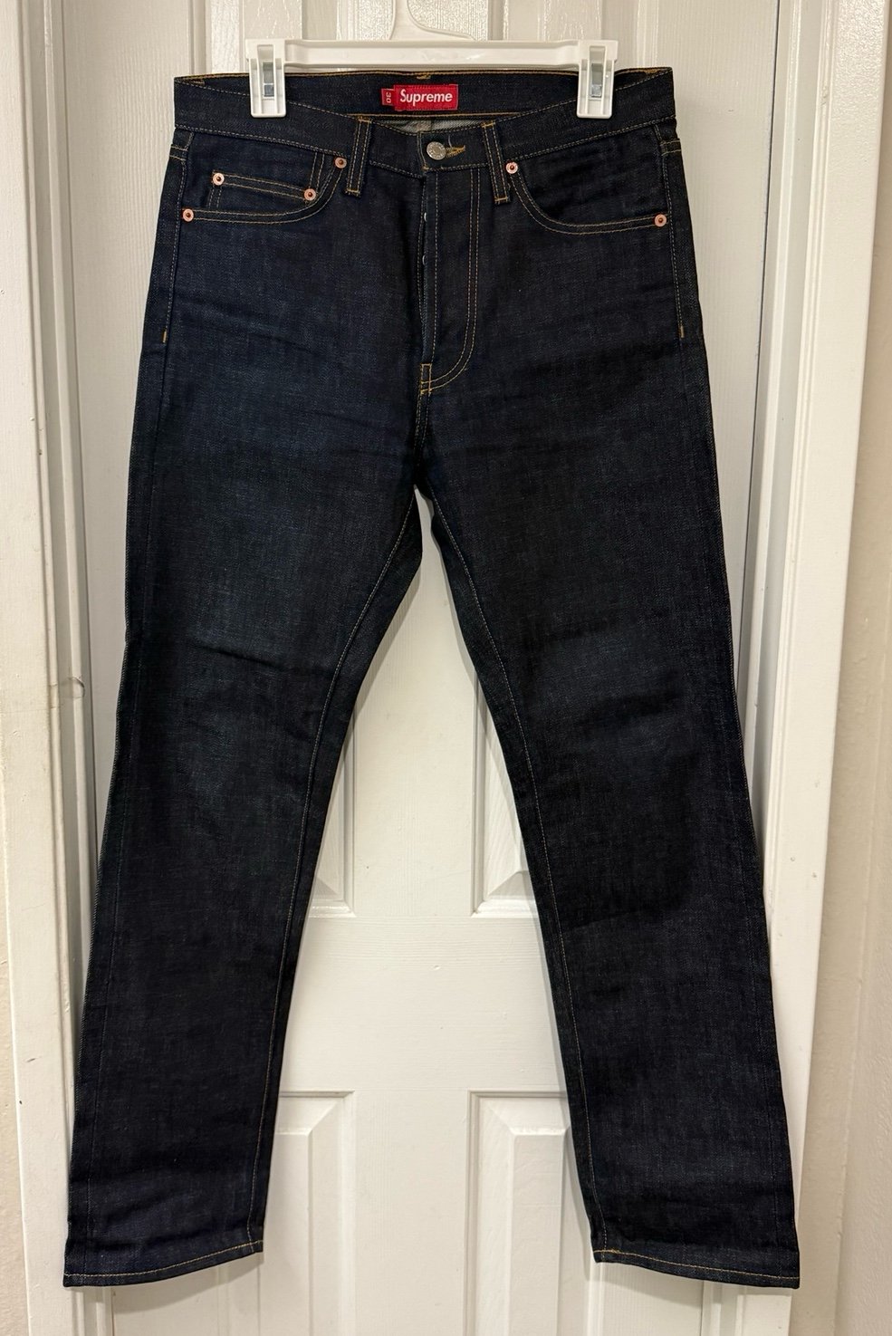 SUPREME Rigid Slim Denim Jeans Indigo SIZE 30 X31 Waist New York USA