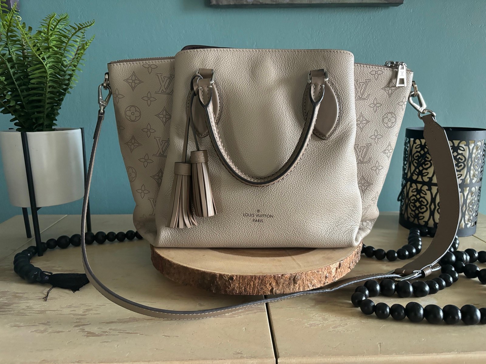 Louis Vuitton HAUMEA MAHINA GALET