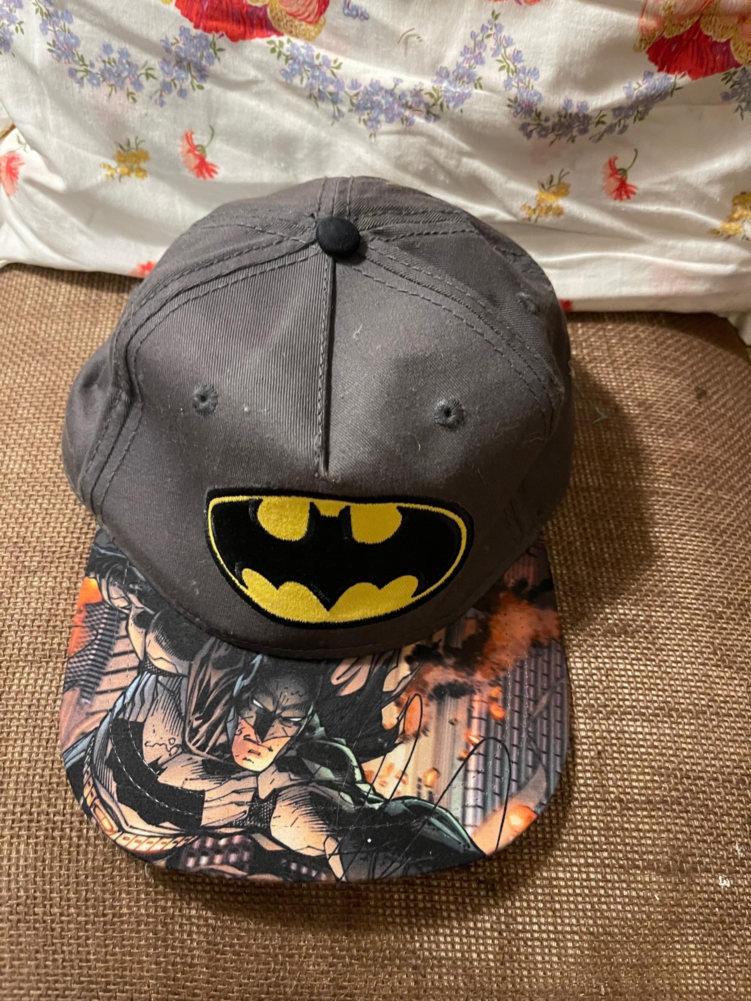 Batman DC Comics Baseball Cap Hat YOUTH One Size Snapback 5-Panel. Brand: DC Com