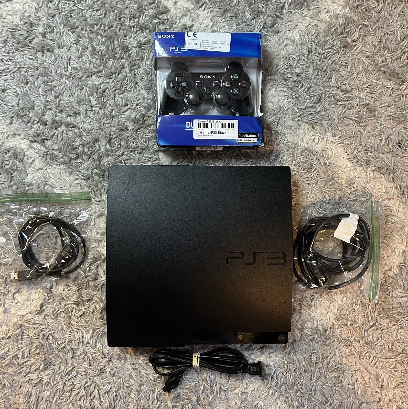 Black PS3 Slim console 160 GB HDD capacity
