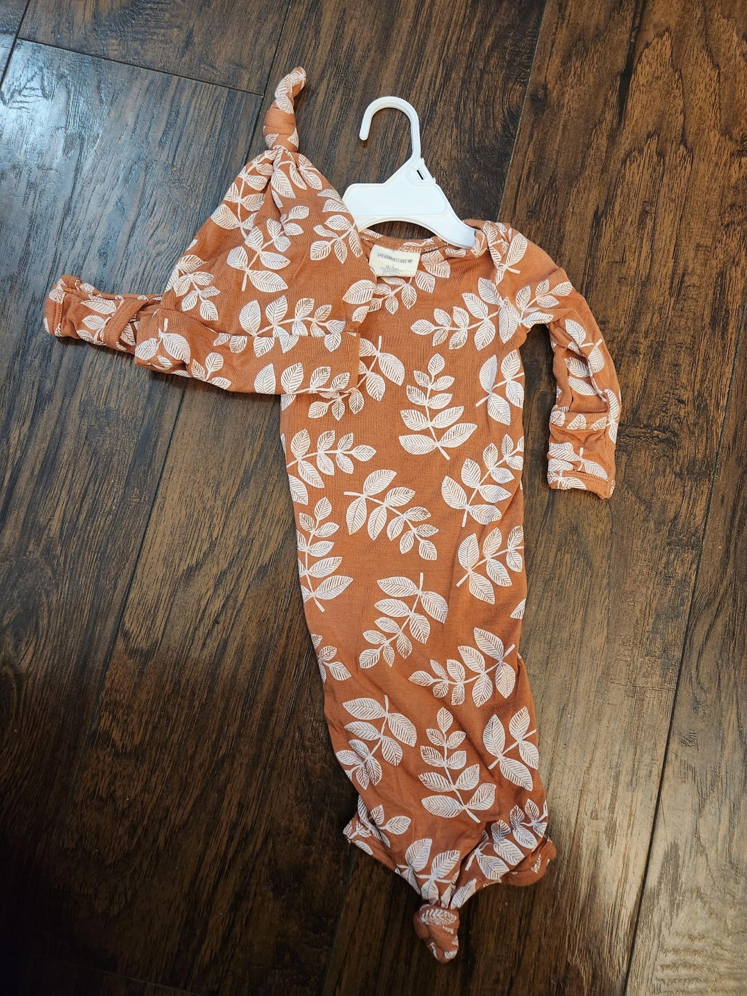 spearmint love gown size 0M-3M - spearmintLOVE