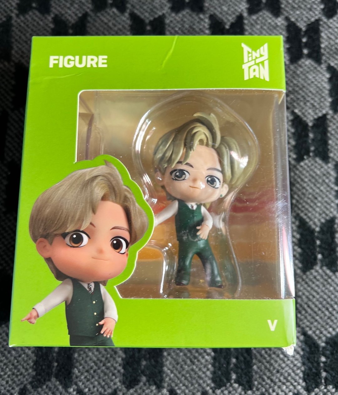 BTS TAEHYUNG Dynamite Tiny Tan Figure