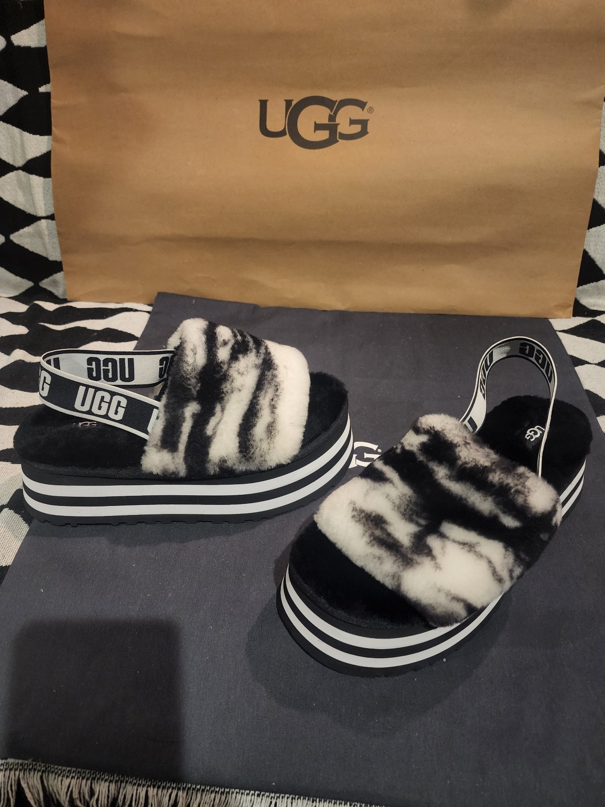 Ugg platform