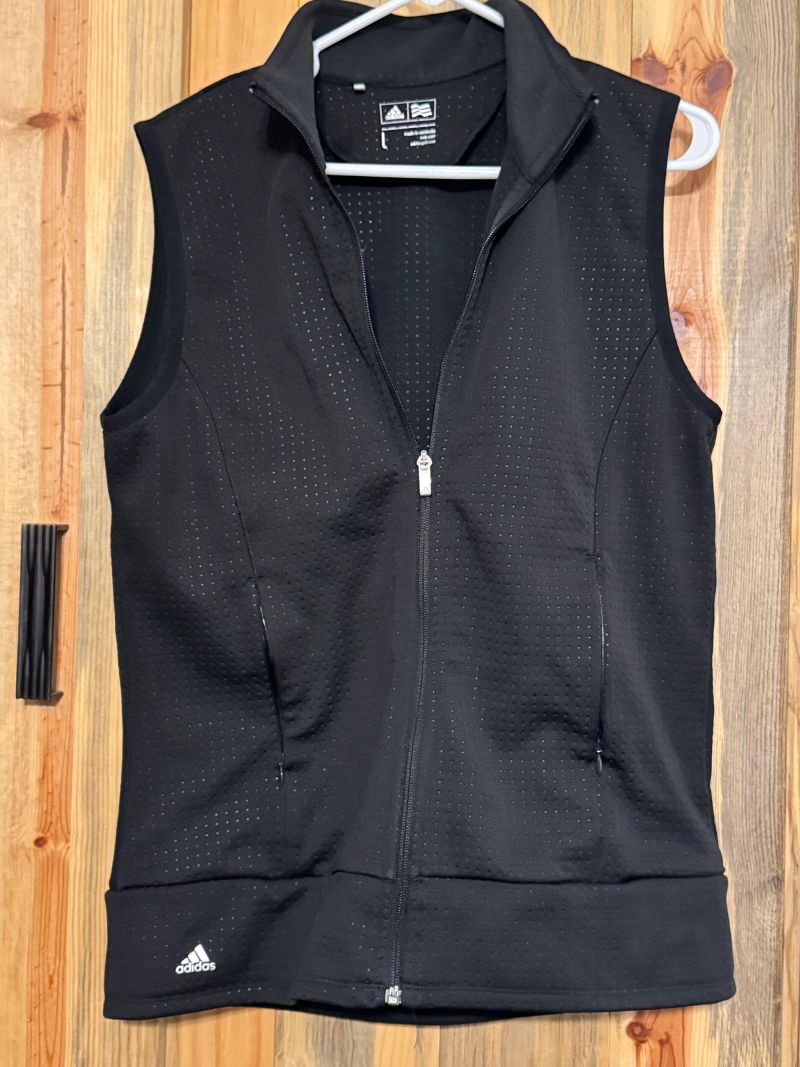 Adidas Womens Golf Club Black Vest texture Size Large Full Zip cuffed Bottom NWT
