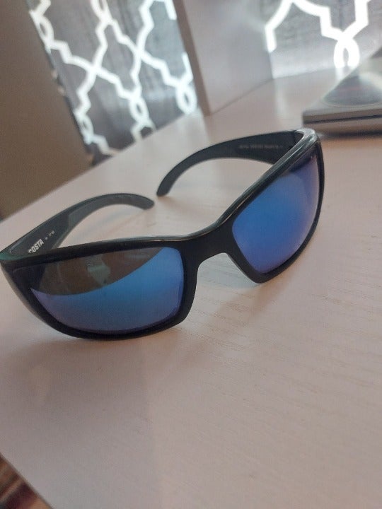 Mens Costa Sunglasses 580P