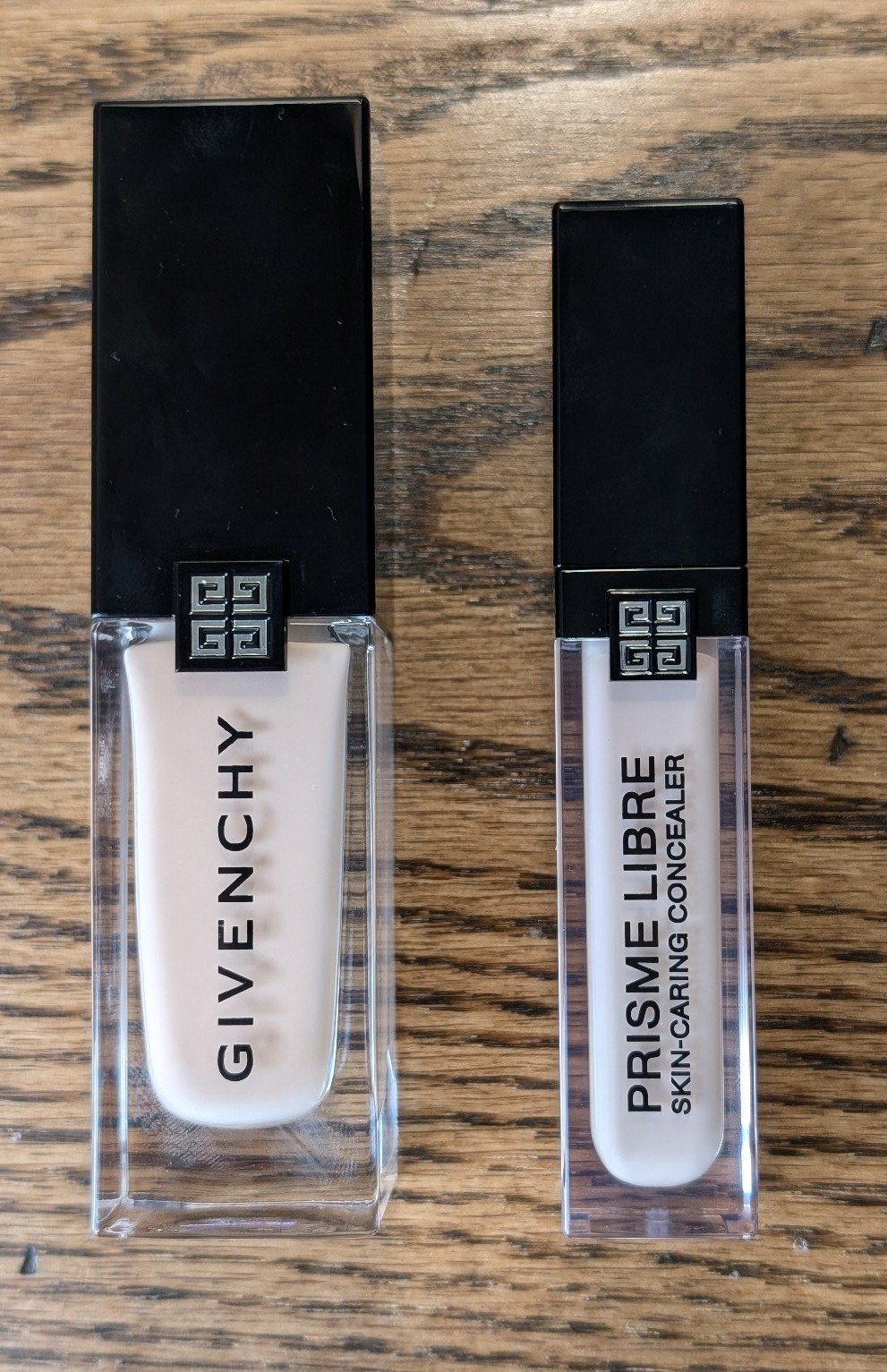 Givenchy Prisme Libre Skin-Caring Glow Foundation and Concealer Bundle
