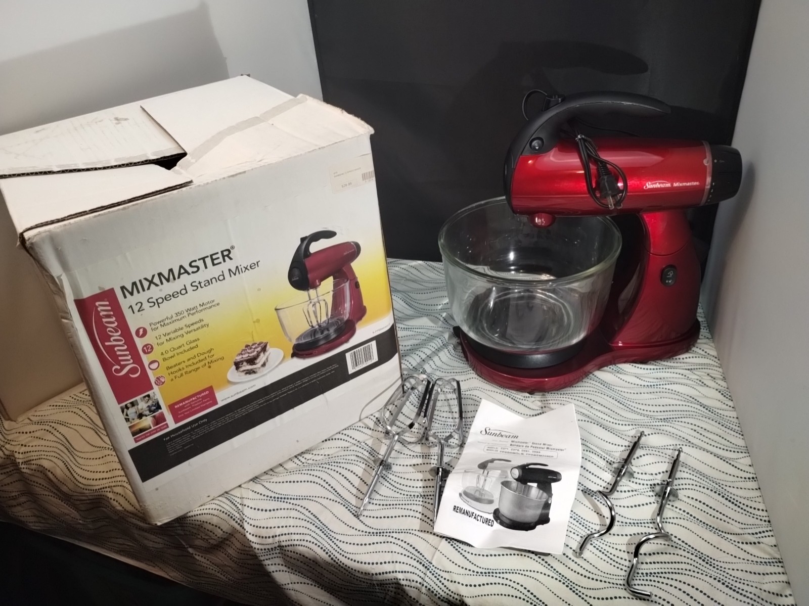 Sunbeam FPSBSMGLR Mixmaster Stand Mixer 12 Speed 350 Watt Detachable Red NOB