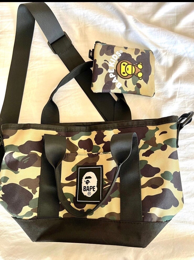 NEW Bape collection tote with wallet