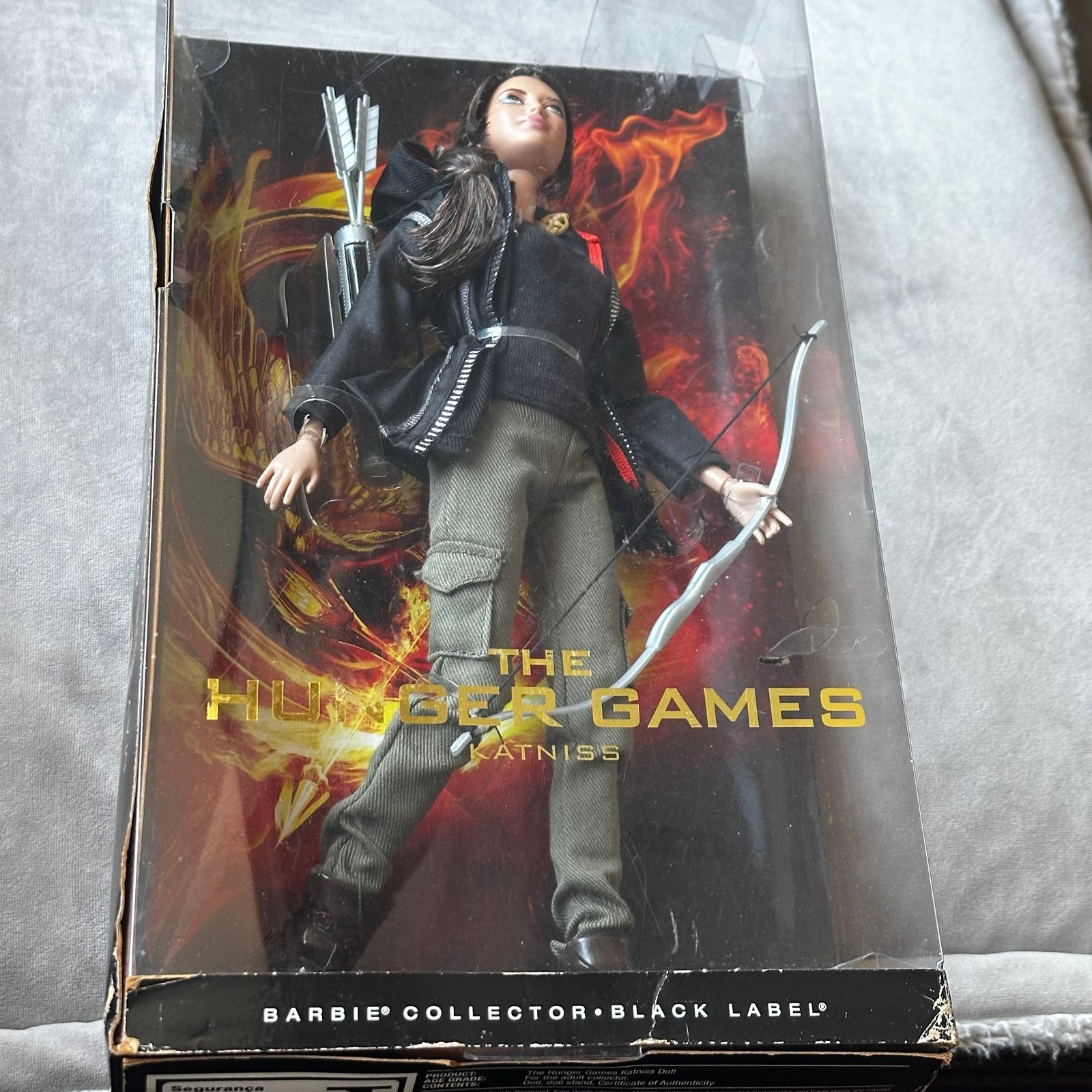 Mattel The Hunger Games Barbie Doll Katniss Black Label 2012 New