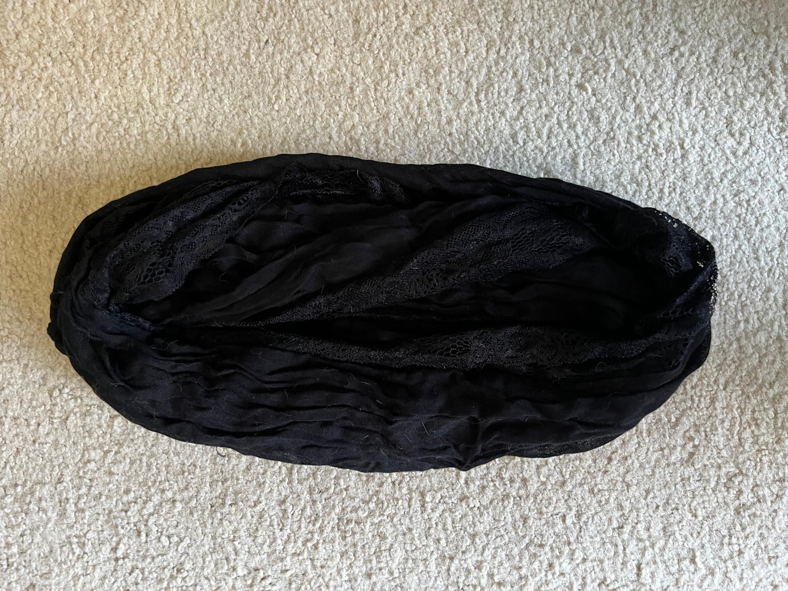 Black scarf