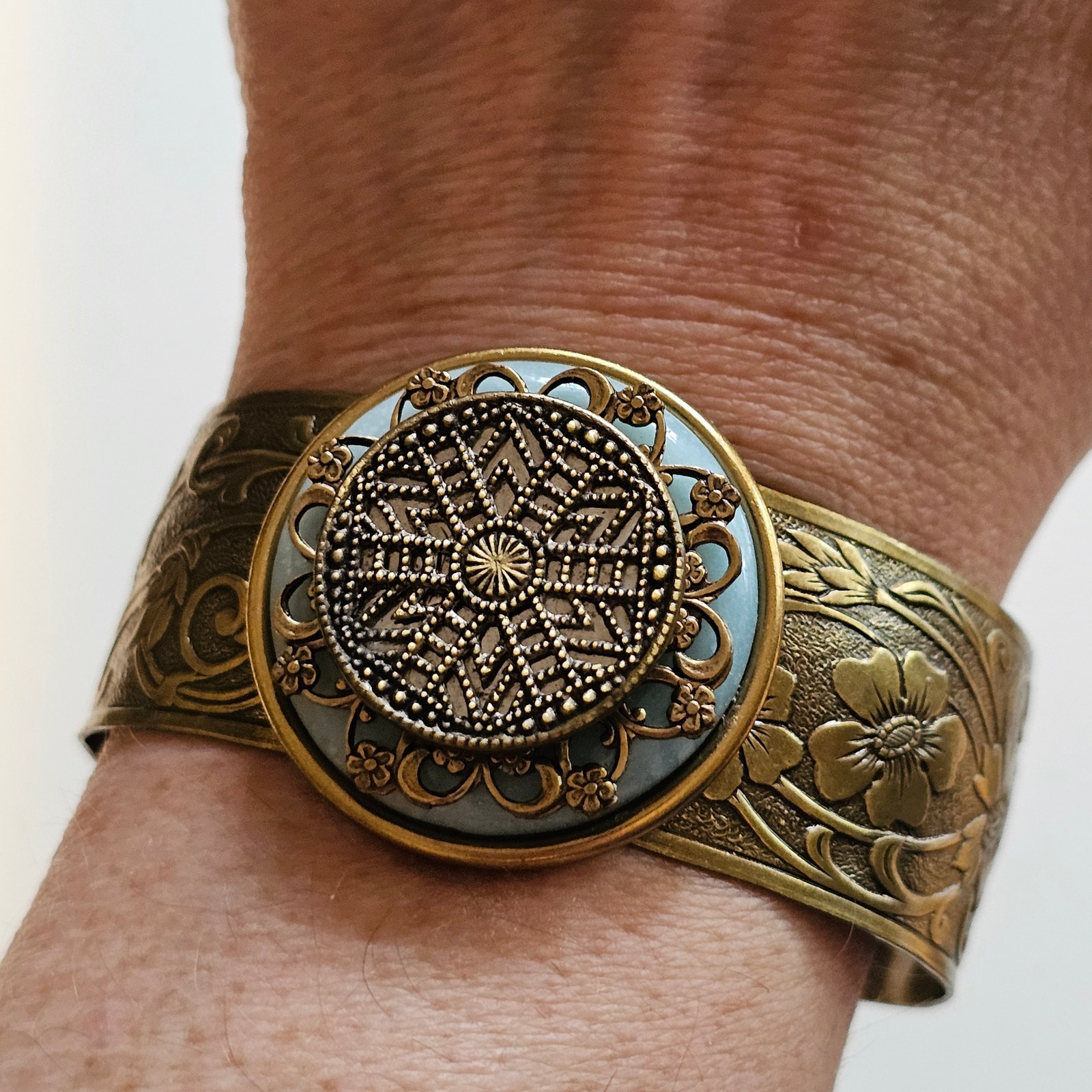 Art Deco Steampunk Spinning Bronze Circle Cuff Bracelet