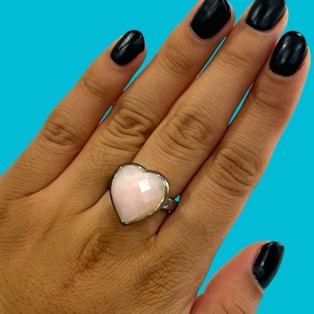 BARSE JEWELRY Marked 9.25 SILVER PINK OPAL IN HEART SHAPE SIZE 7 RING