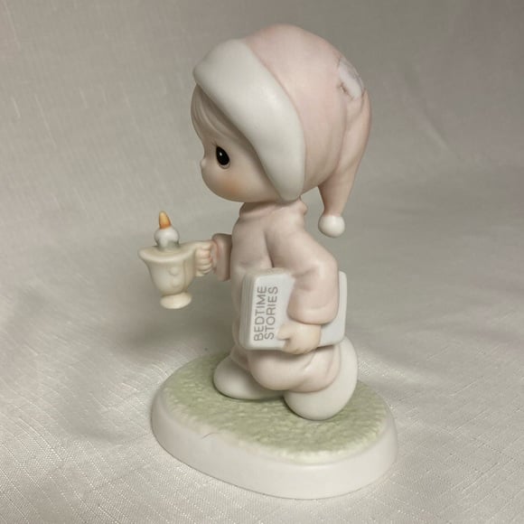 Vintage PRECIOUS MOMENTS 1994 Now I Lay Me Down Sleep Porcelain Figurine Collect