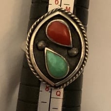 RING - VINTAGE/NATIVE STYLE Sterling Turquoise & Coral Ring