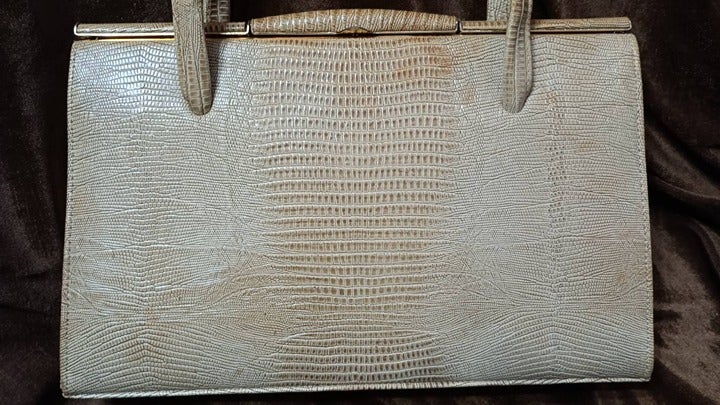 VINTAGE GENUINE LEATHER LIZARD PRINT PURSE MADE IN ENGLAND