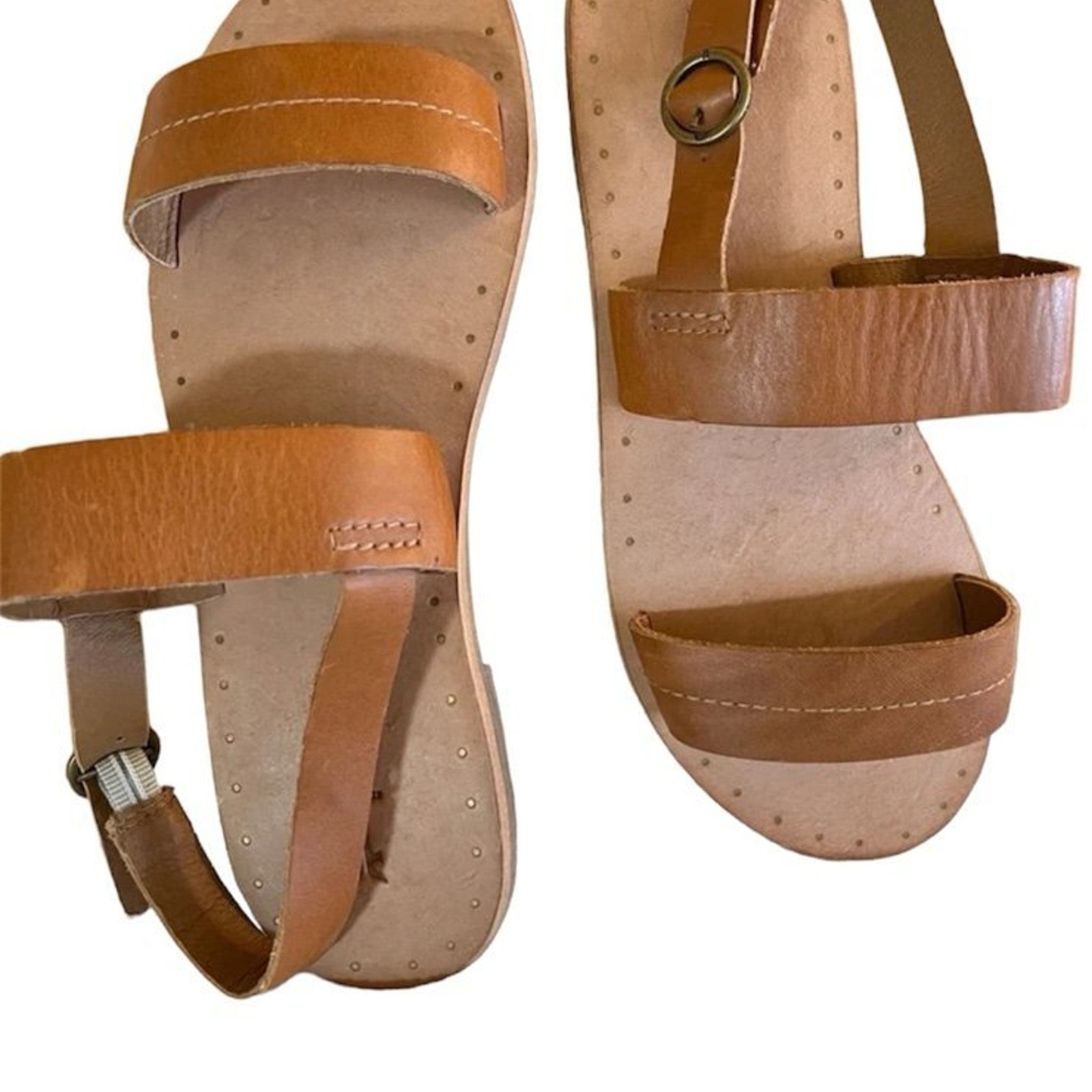 FRYE women’s leather size 9 sandals, flats with adjustable strap