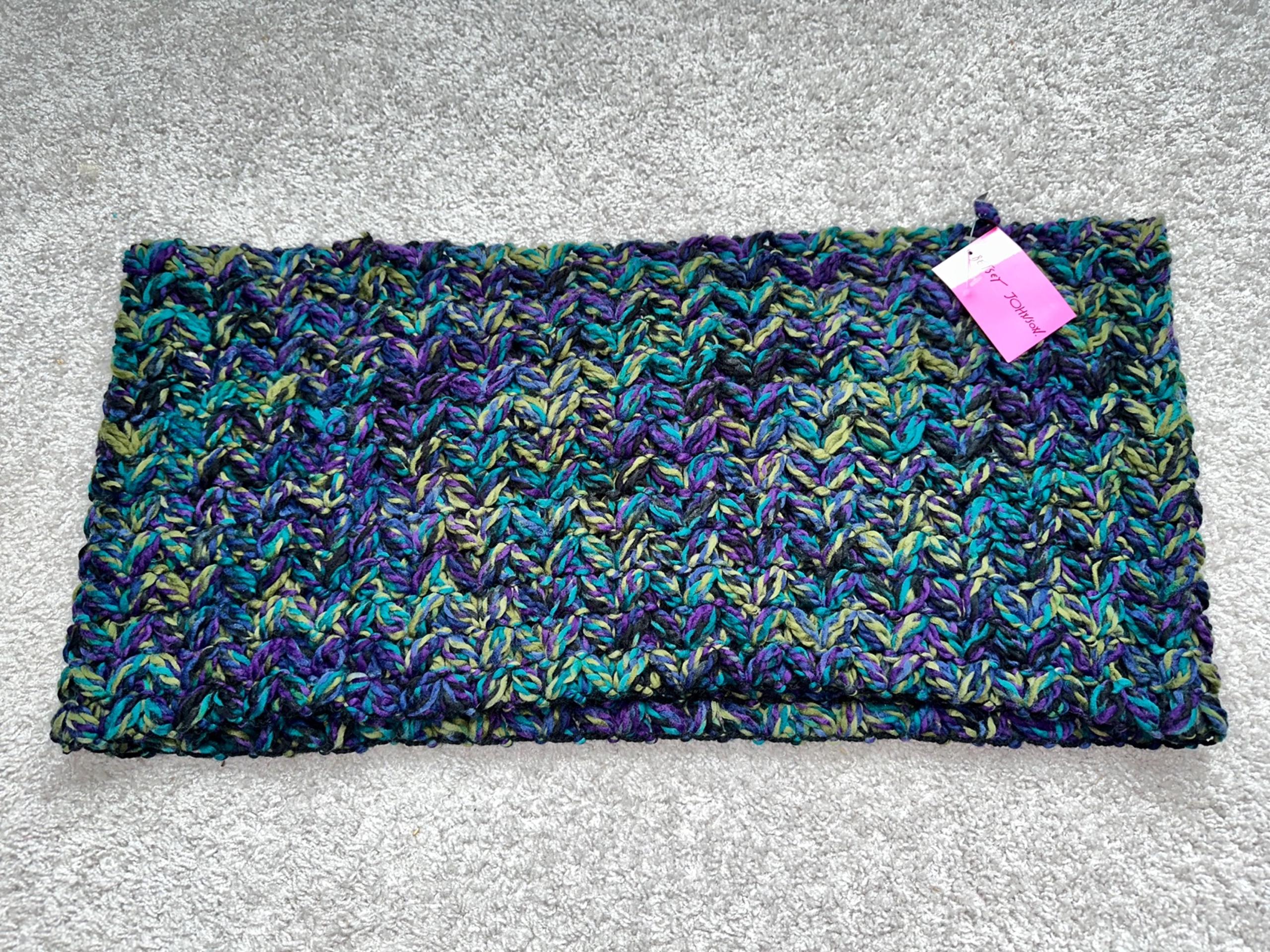 Betsey Johnson Multicolor Acetate Knit  Infinity Scarf NWT Purple Green Blue