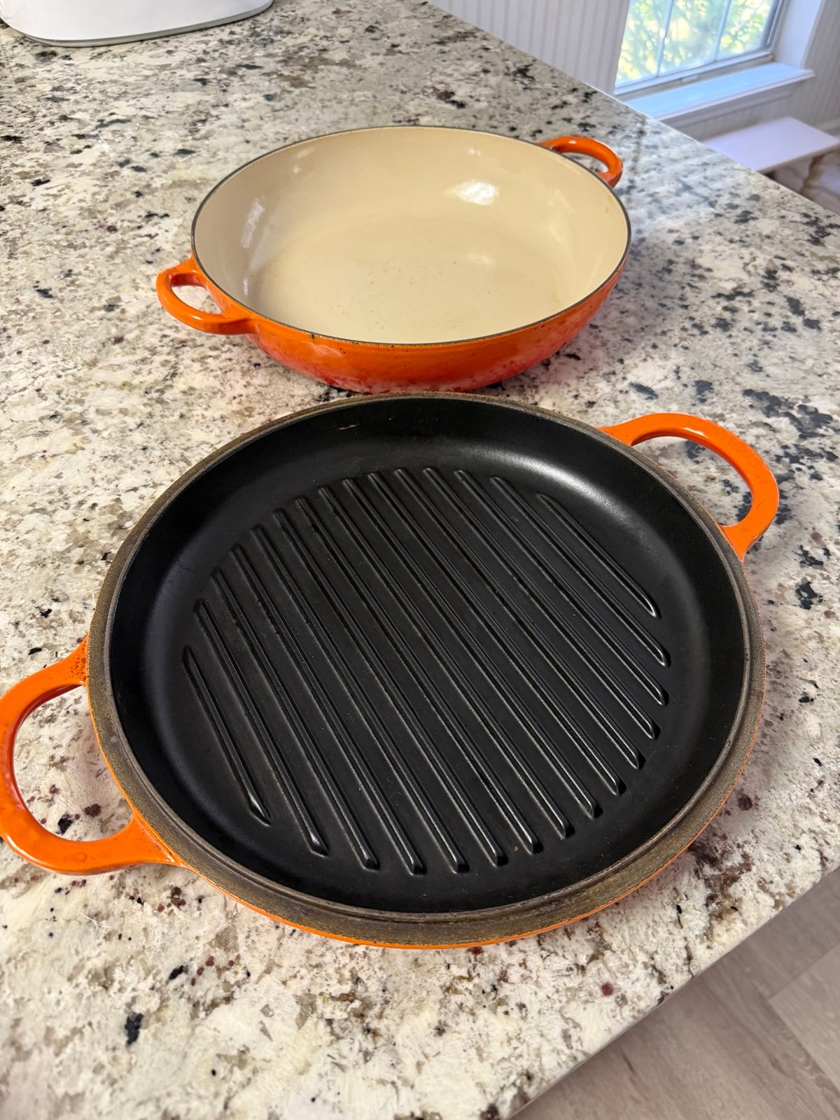 Le Creuset 3.5 quart 30 Skillet and Braiser Orange