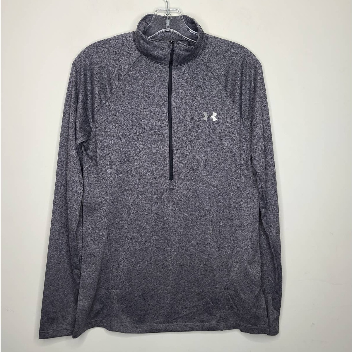 NWT Under Armour grey 1/4 zip long sleeve pullover - medium