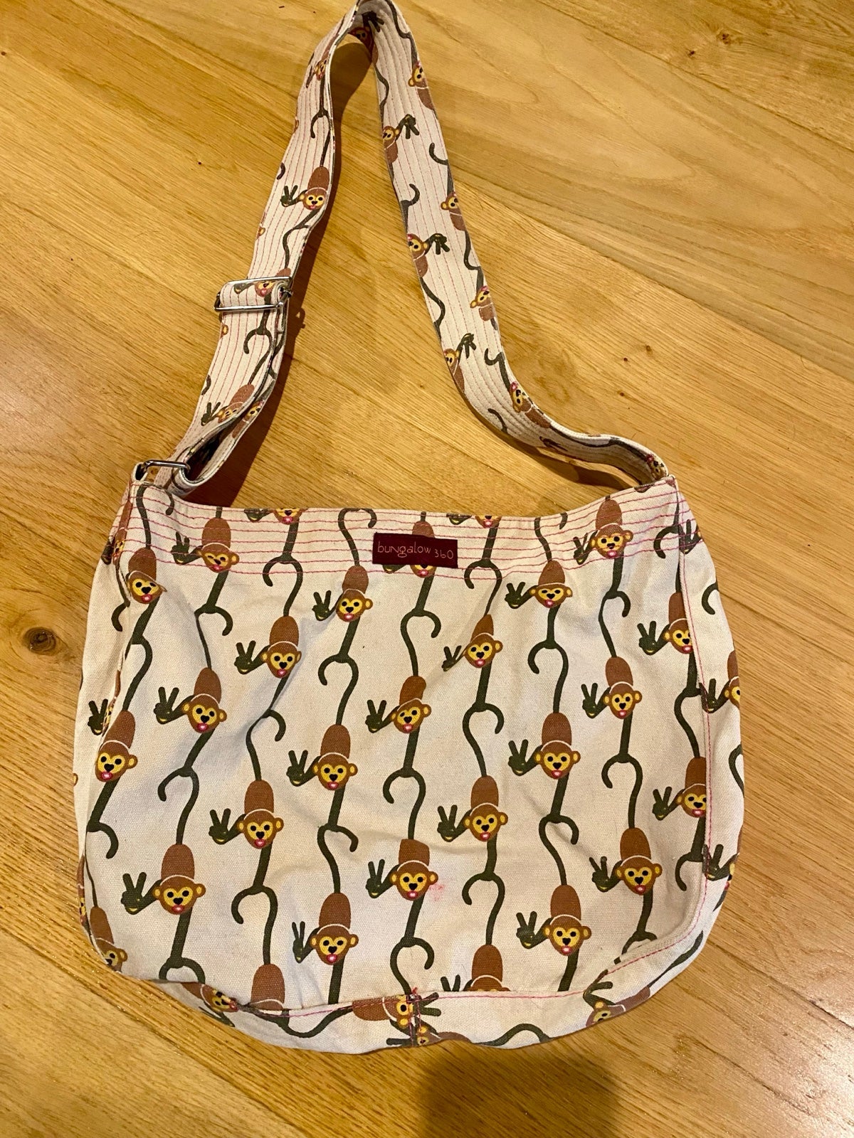 Bungalow 360 messenger bag sale