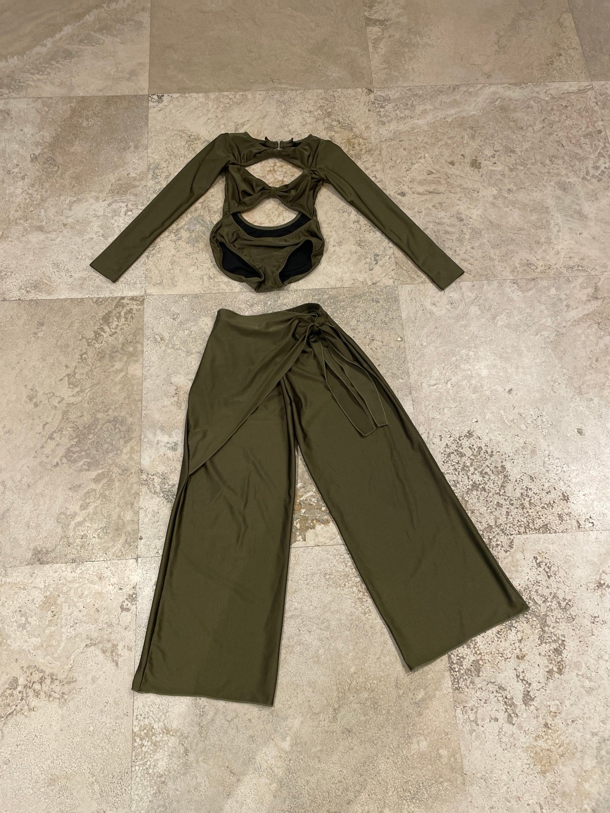 Patrick J Design 2 Piece Costume