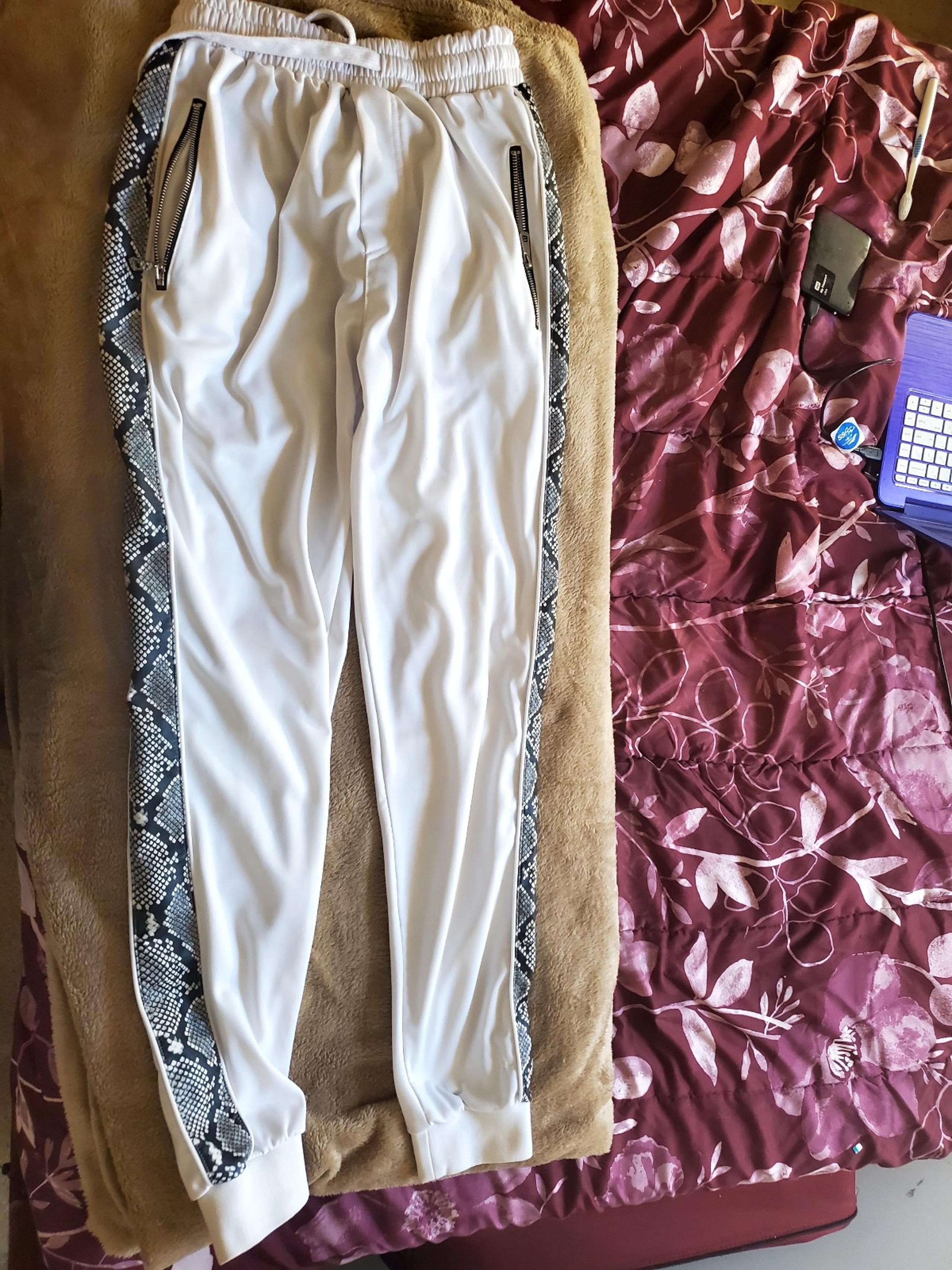 MEN FASHION NOVA SWEAT PANTS