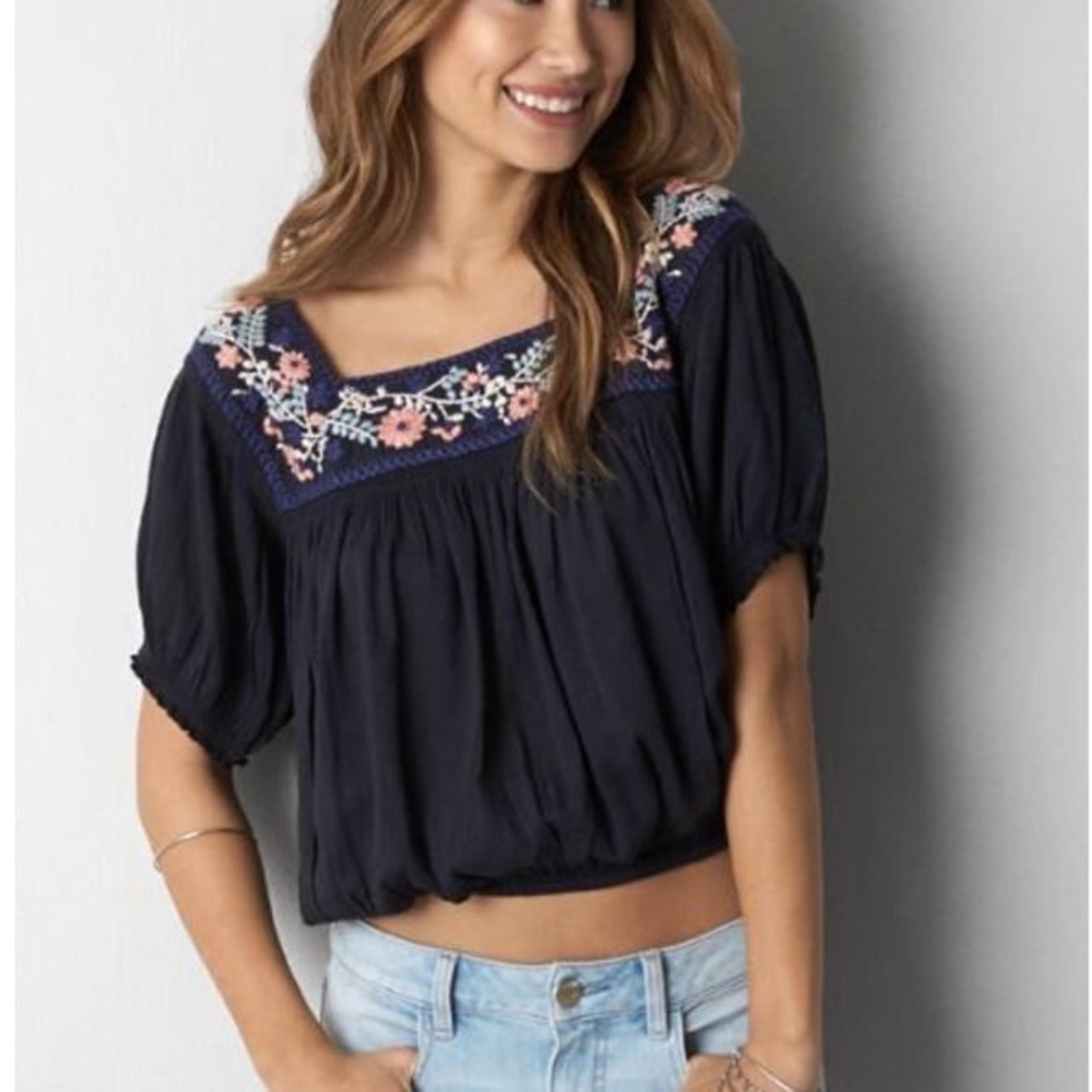 American Eagle Women's Charcoal Cropped Puff Sleeve Peasant Embroidered Top Sz S