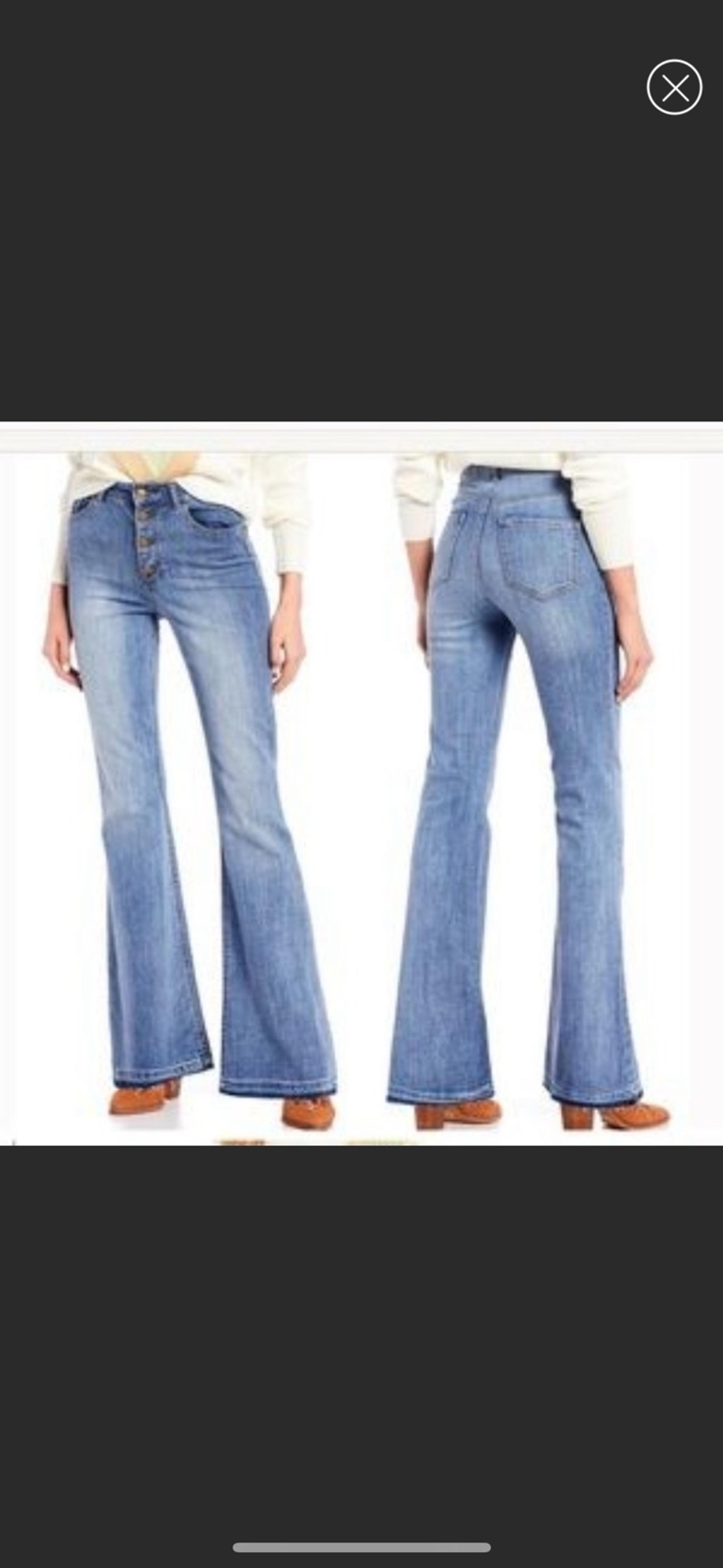 Gianni Bini High Rise Button Front Released Hem Light Wash Flare Jean Size 13