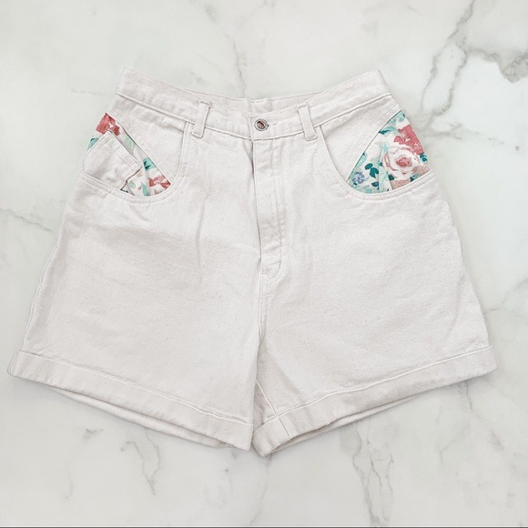 90s Bill Blass white denim floral jean shorts