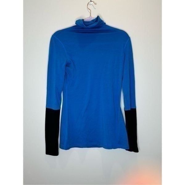 Lululemon St Moritz Turtleneck Blue with Black sleeves Merino Wool