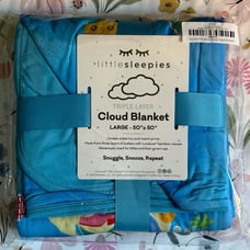 little sleepies around the world cloud blanket
