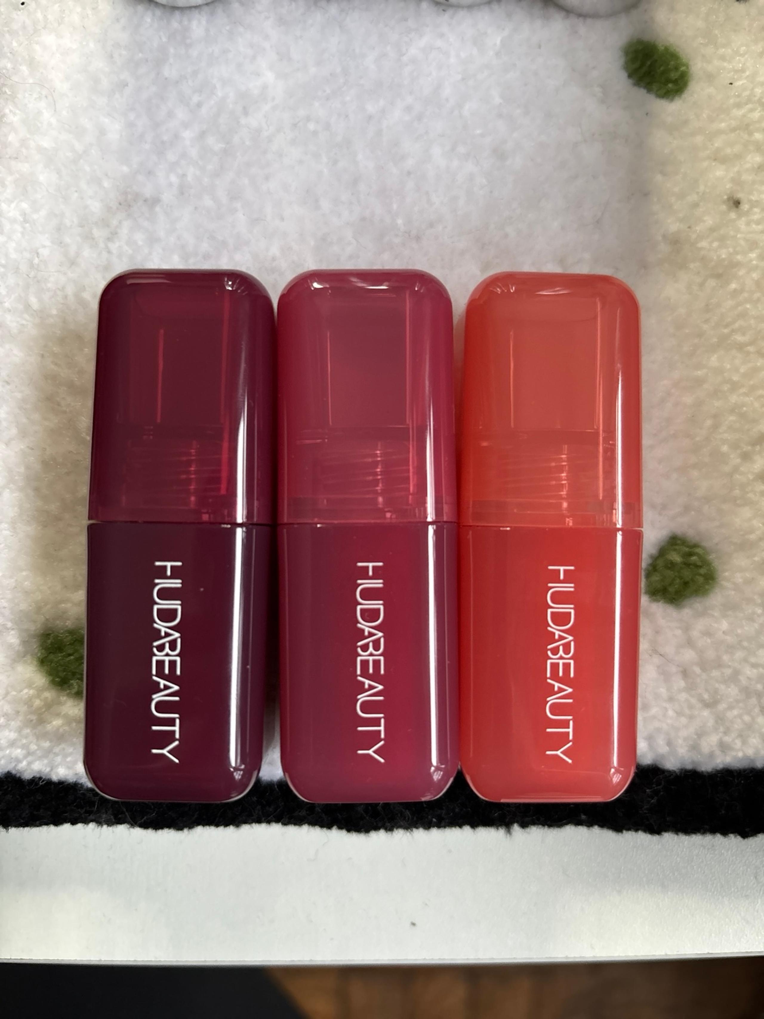 Huda Beauty Liquid Blushes