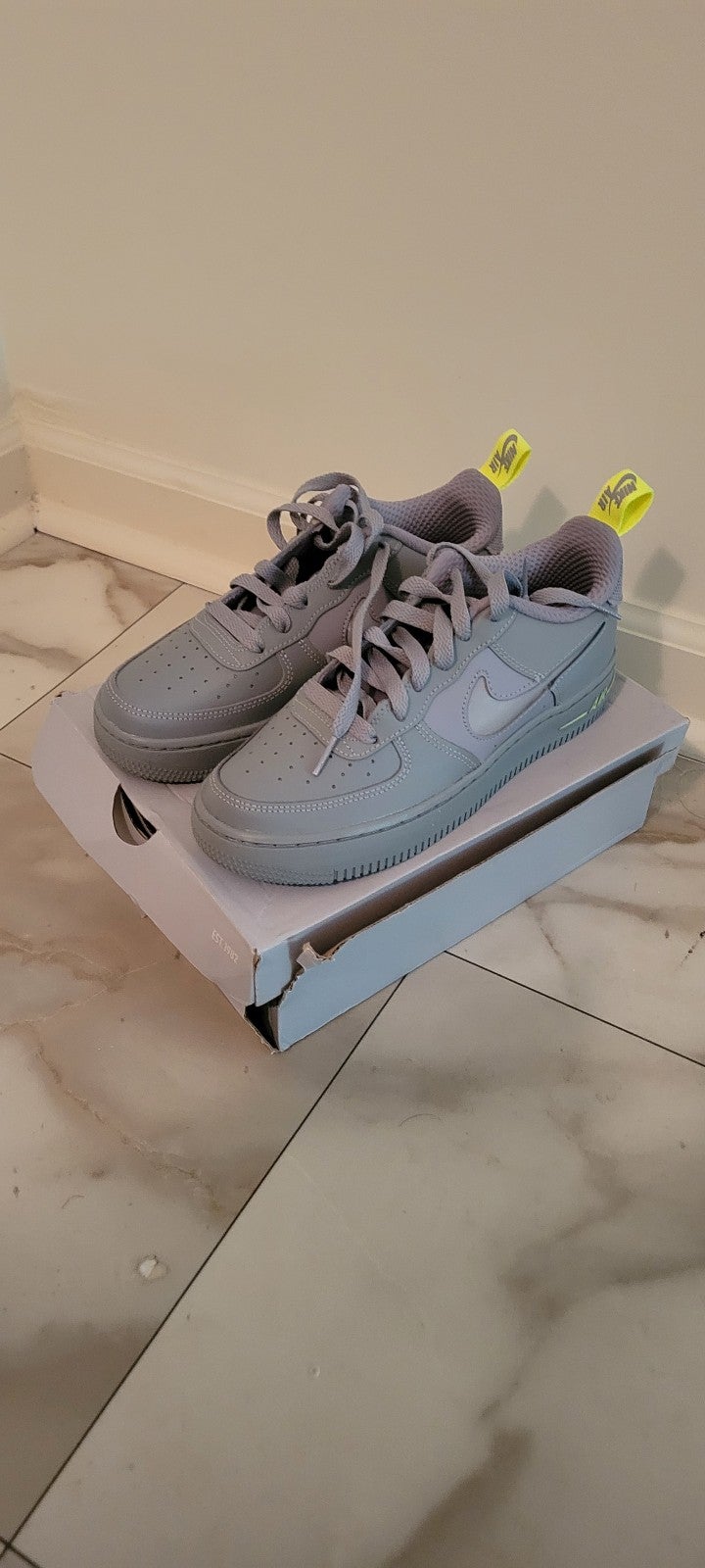 Nike Air Force 1