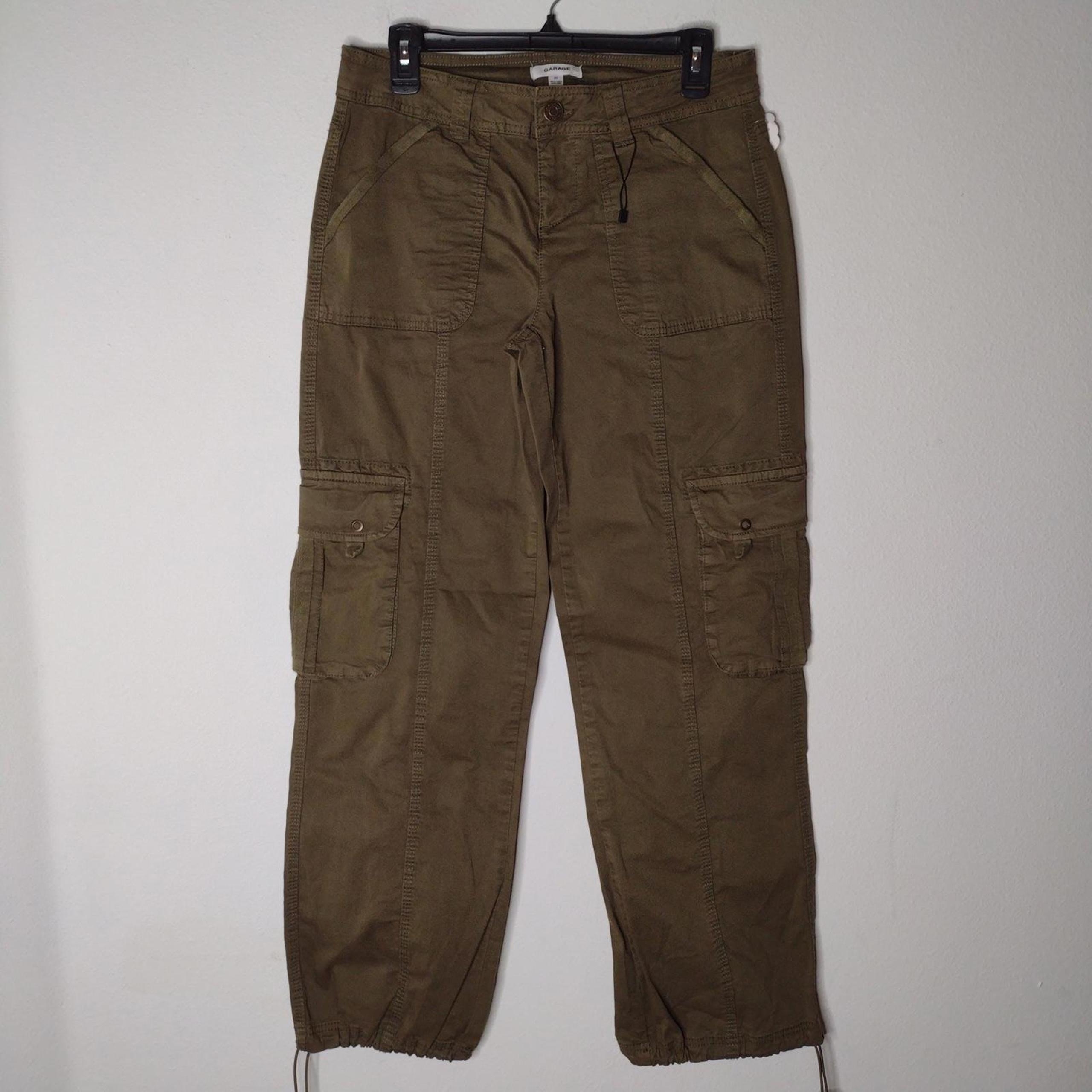 NWOT Garage Women's Green Cargo Pants Size 7