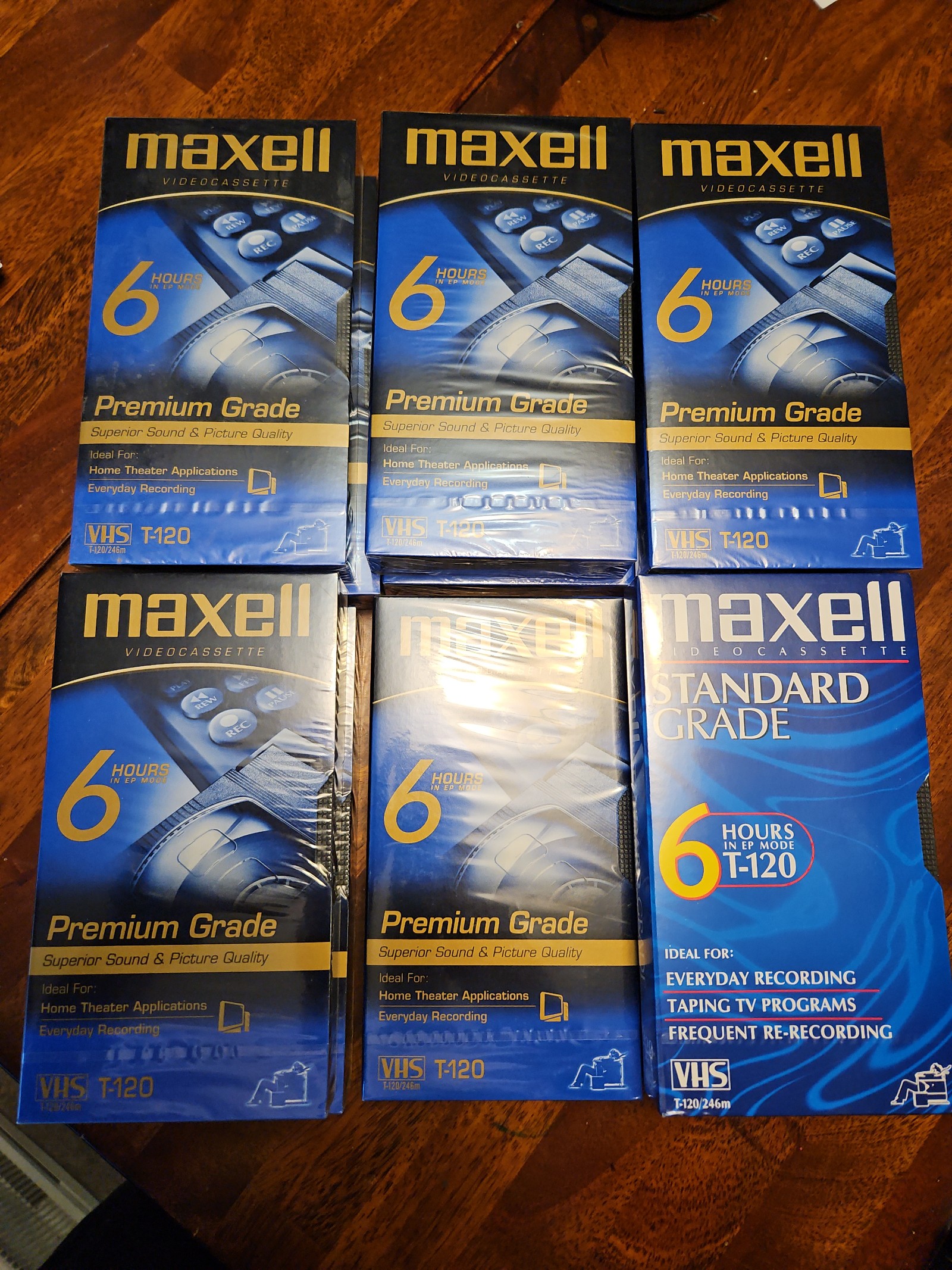 Maxwell blank vhs tapes lot of 11