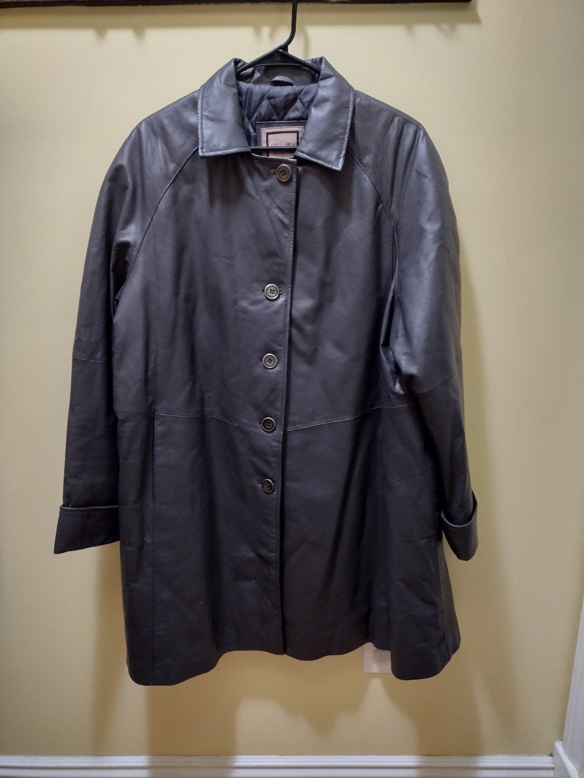 Plus size Grey Leather Coat by Excelled Collection, size 3X, EUC