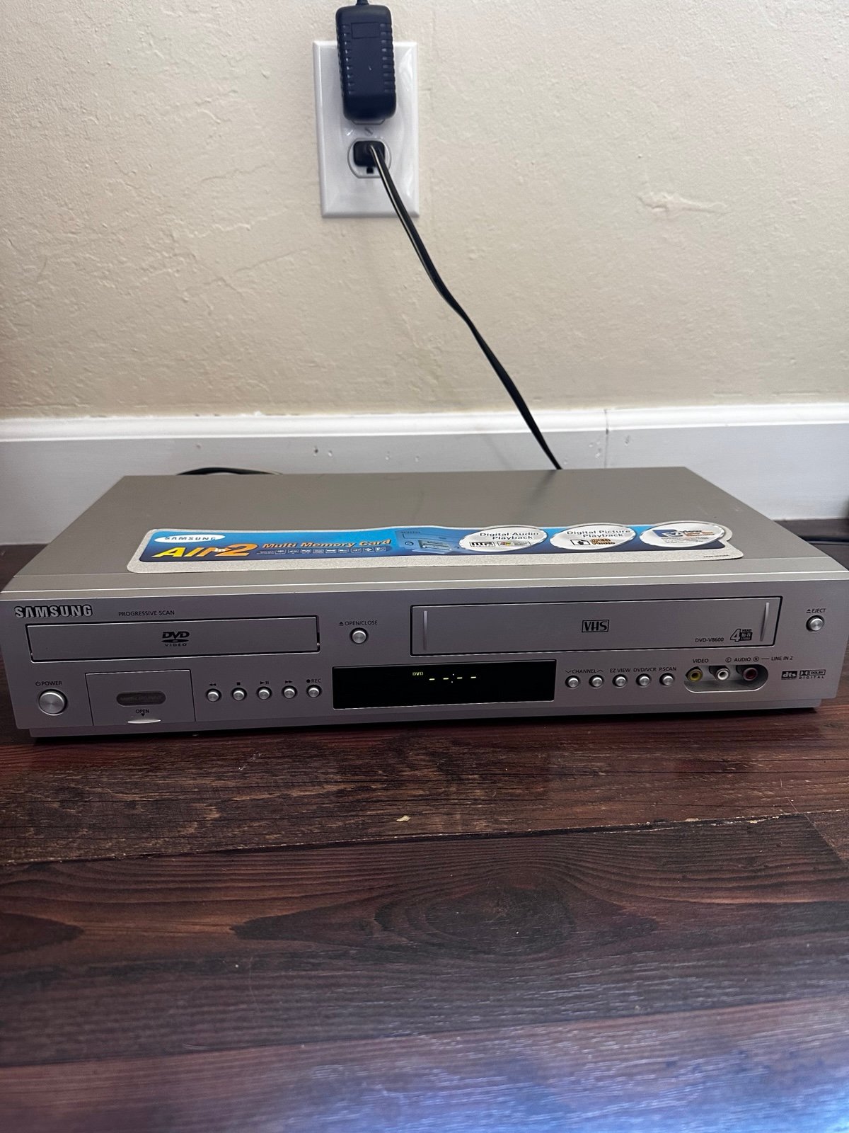 Samsung Dvd/VHS Dual Deck V8600 Player Working