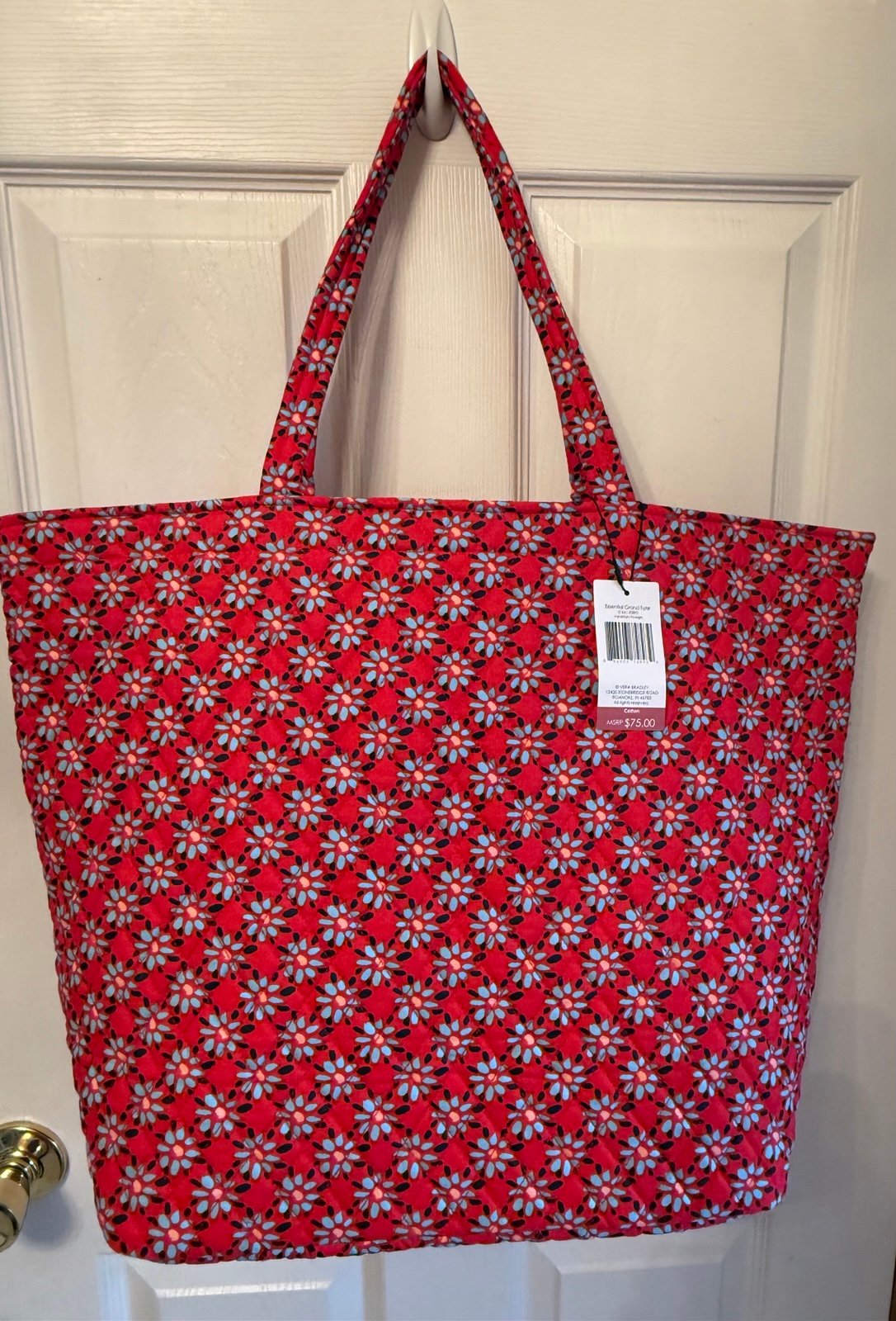 NWT Red Vera Bradley Essential Grand Tote Venetian Flowers