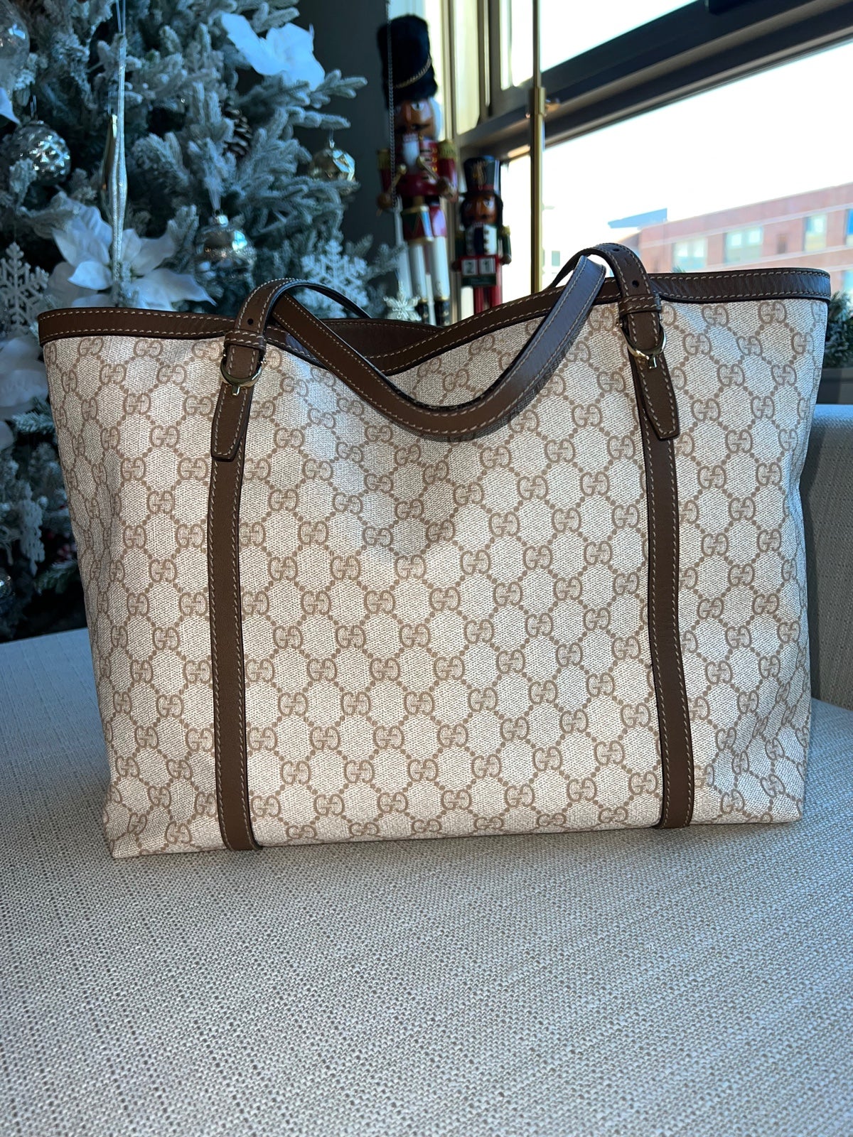 Gucci Open Top Handbags | Mercari
